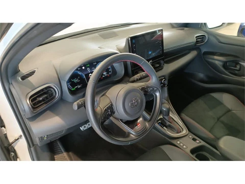 Toyota Yaris 1.5 120H GR Sport