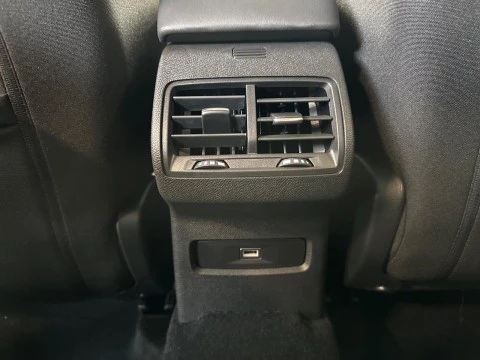 Citroën C4 Hybrid 145 ë-DCS6 Max