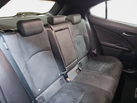 Lexus UX 2.0 300h UX Plus