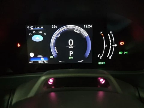 Lexus UX 2.0 300h UX Plus