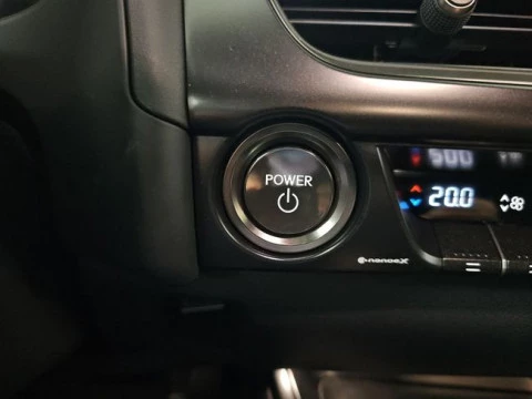 Lexus UX 2.0 300h UX Plus