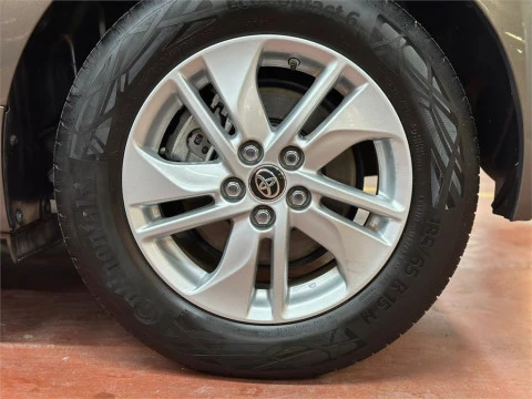 Toyota Yaris 120H 1.5 Active Tech