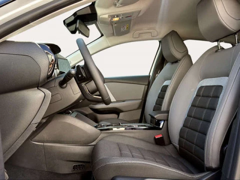 Citroën C4 Collection Hybrid e-DCS6 107 kW (145 CV)