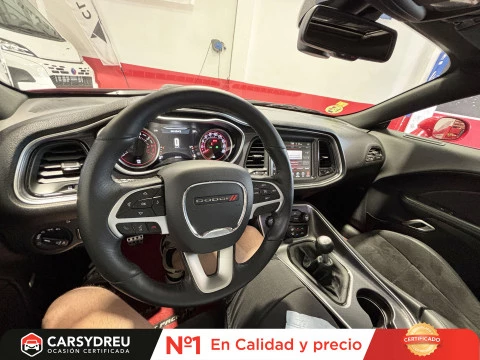 Dodge Challenger R/T scat pack