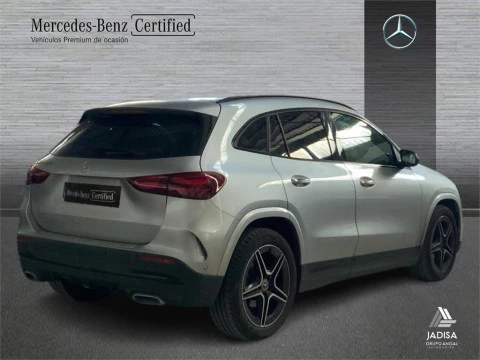 Mercedes-Benz GLA 200 D