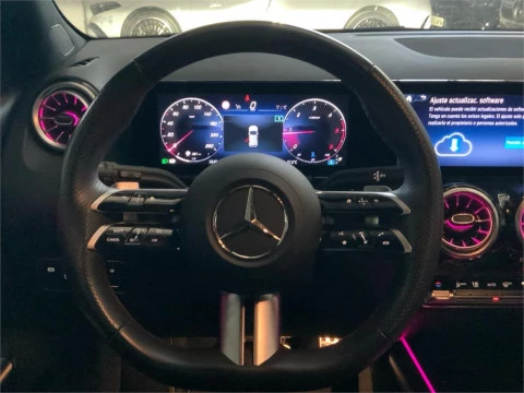 Mercedes-Benz GLA 200 D