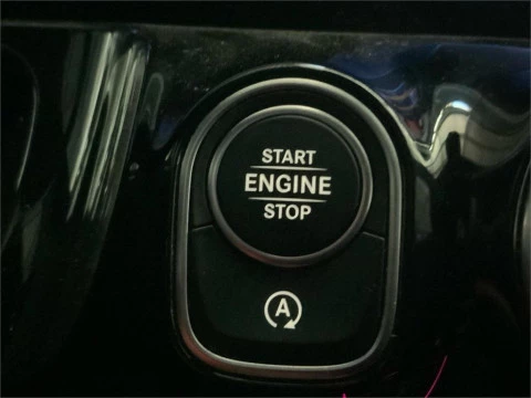 Mercedes-Benz GLA 200 D