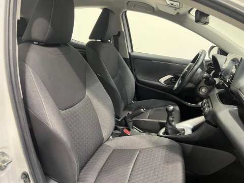 Toyota Yaris 1.0 70 Business