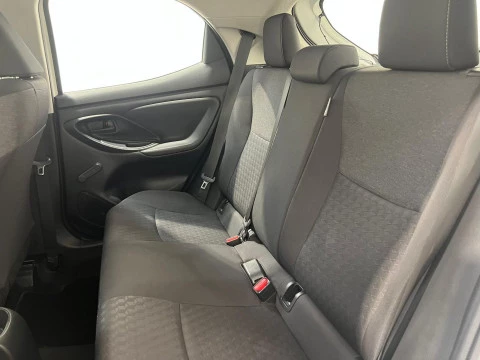 Toyota Yaris 1.0 70 Business