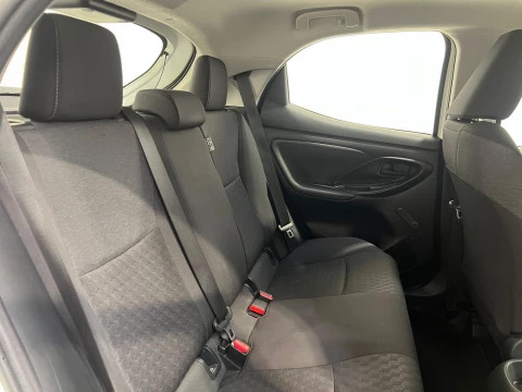 Toyota Yaris 1.0 70 Business