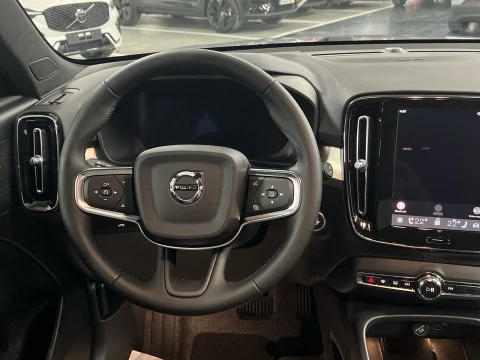 Volvo XC40 XC40 B3 PLUS BLACK EDITION