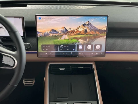 EBRO S900 PHEV 1.5 TGDI 3DHT 4X4 Luxury