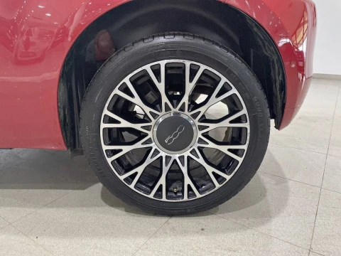 Fiat 500 Dolcevita 1.0 Hybrid 51KW (70 CV)