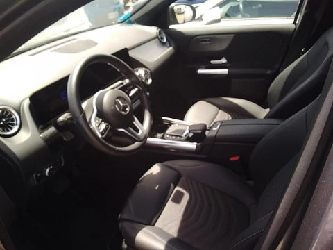 Mercedes-Benz EQA EQA 300 4MATIC