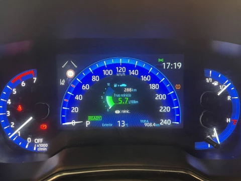 Toyota Corolla 1.8 125 H ACTIVE TECH E-CVT