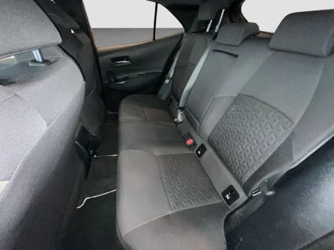 Toyota Corolla 1.8 125 H ACTIVE TECH E-CVT