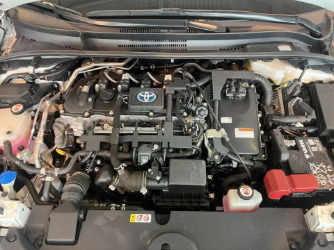 Toyota Corolla 1.8 125 H ACTIVE TECH E-CVT
