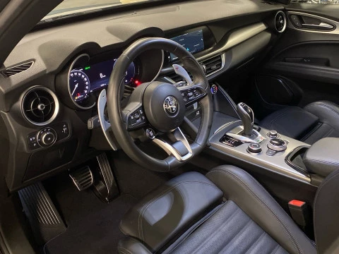 Alfa Romeo Stelvio 2.2 Diésel 154kW (210CV) Veloce Q4