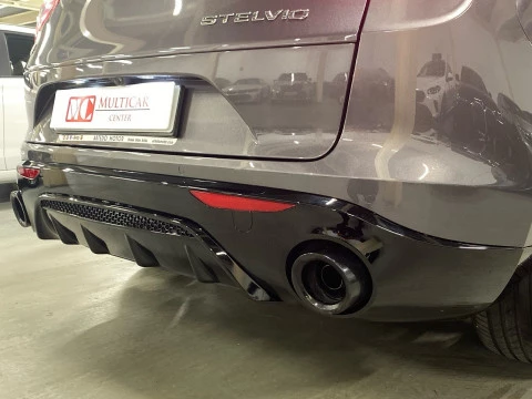 Alfa Romeo Stelvio 2.2 Diésel 154kW (210CV) Veloce Q4