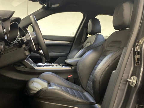 Alfa Romeo Stelvio 2.2 Diésel 154kW (210CV) Veloce Q4