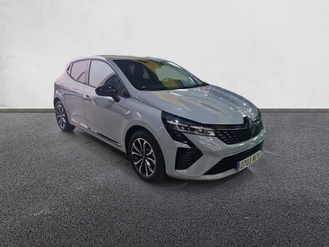 Renault Clio Techno full hybrid E-Tech 145 (103Kw)