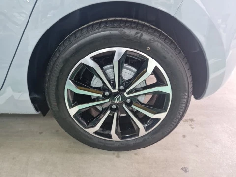 Renault Clio Techno full hybrid E-Tech 145 (103Kw)