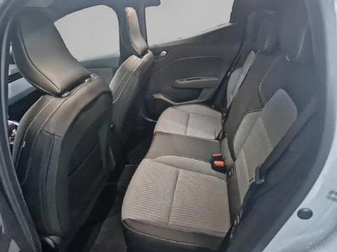 Renault Clio Techno full hybrid E-Tech 145 (103Kw)