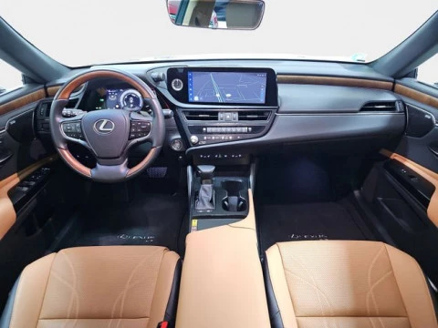 Lexus ES 2.5 300h Luxury