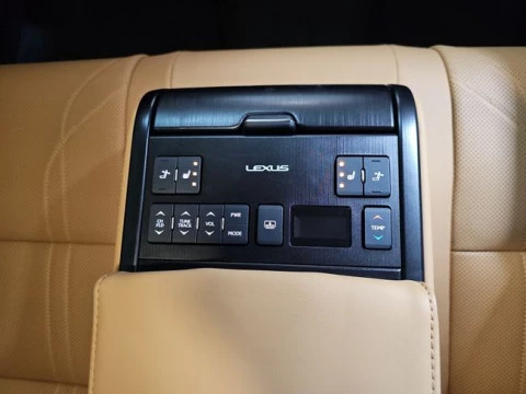 Lexus ES 2.5 300h Luxury