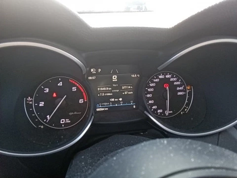 Alfa Romeo Stelvio 2.2 Diésel 140kW (190CV) Sprint RWD