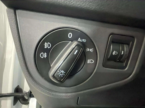 Volkswagen Polo 1.0 TSI 70KW R-LINE 95 5P