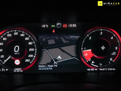 Volvo XC60 D3 Momentum 110 kW (150 CV)