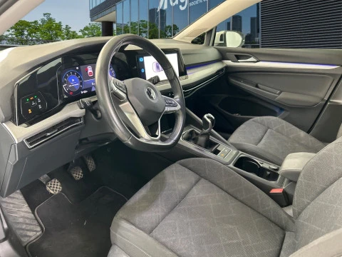 Volkswagen Golf Life 1.5 TSI 96kW (130CV)
