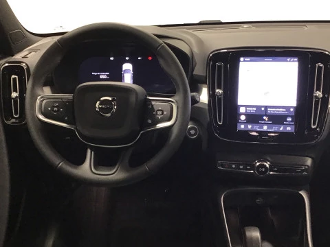 Volvo XC40 XC40 Core, B3 Mild hybrid, Gasolina