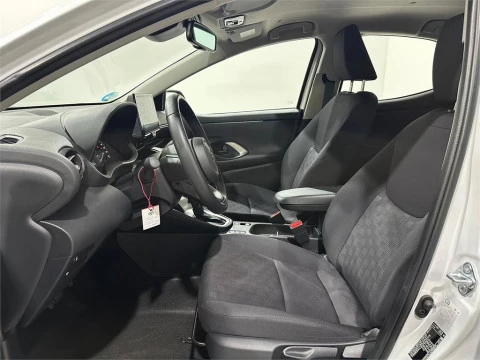 Toyota Yaris 120H 1.5 Active Plus