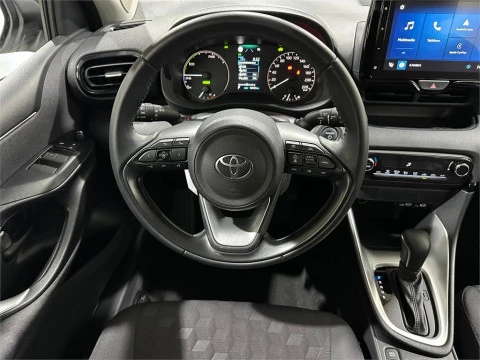 Toyota Yaris 120H 1.5 Active Plus