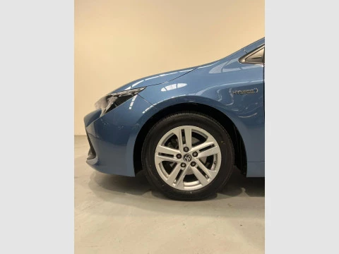 Toyota Corolla 1.8 125H ACTIVE TECH E-CVT