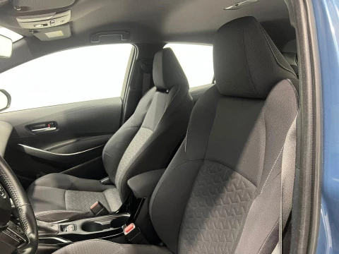 Toyota Corolla 1.8 125H ACTIVE TECH E-CVT