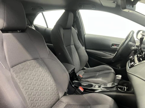 Toyota Corolla 1.8 125H ACTIVE TECH E-CVT