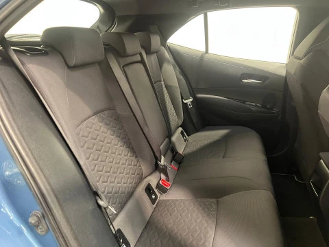 Toyota Corolla 1.8 125H ACTIVE TECH E-CVT