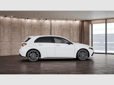 Mercedes-Benz Clase A A 250 e con tecnologia hibrida EQ