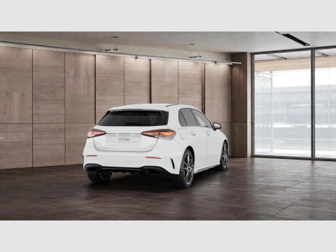 Mercedes-Benz Clase A A 250 e con tecnologia hibrida EQ