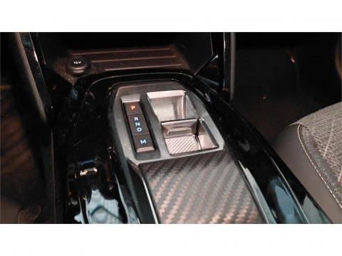 Peugeot 208 Allure HYBRID 100 eDCS6