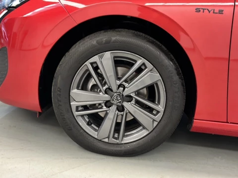 Peugeot 308 Nuevo  5p Style Gasolina 130 S&S EAT8