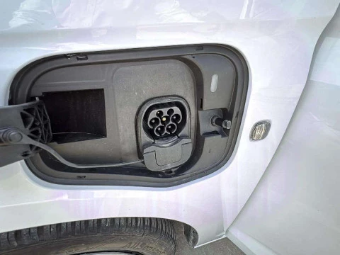 Ford Transit Connect 1.5 ECOBOOST PHEV 110KW L2 TREND AUTO 150 4P