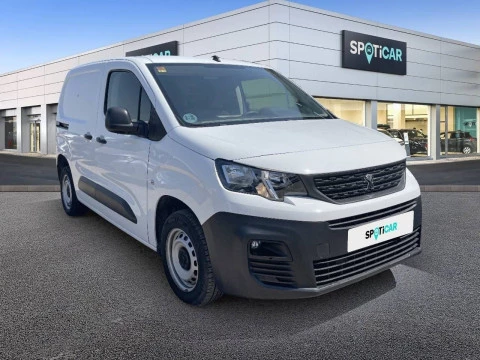 Peugeot Partner Pro Standard 600kg BlueHDi 73kW