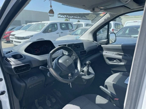 Peugeot Partner Pro Standard 600kg BlueHDi 73kW