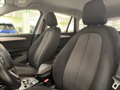 BMW X1 sDrive18i 100 kW (136 CV)