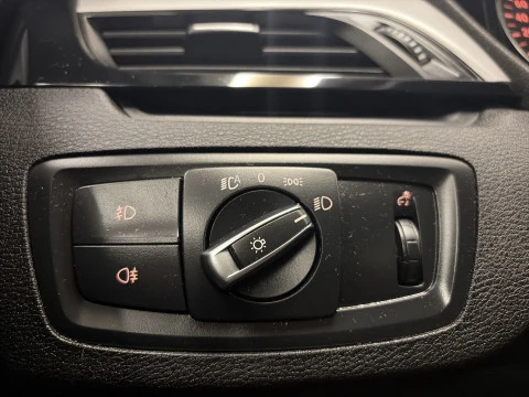BMW X1 sDrive18i 100 kW (136 CV)