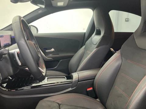 Mercedes-Benz CLA 220 d Coupé